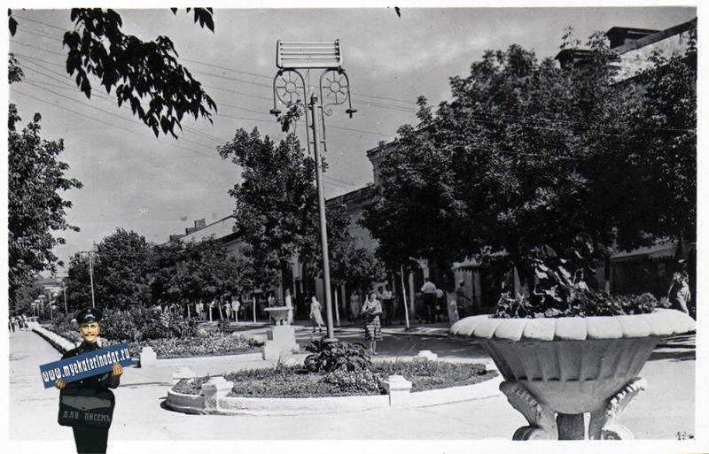 Ейск. Улица имени Свердлова, около 1965 года