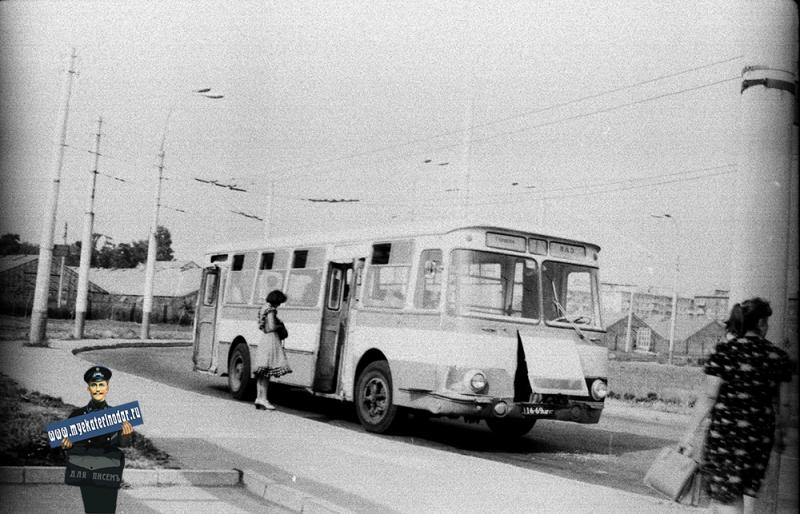 Краснодар. Конечная остановка  "Водолечебница". 1978 год