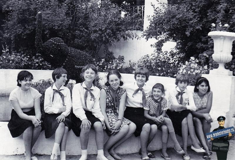 Краснодар. Детская делегация из Чехословакии в парке им. М. Горького, июль 1967 год