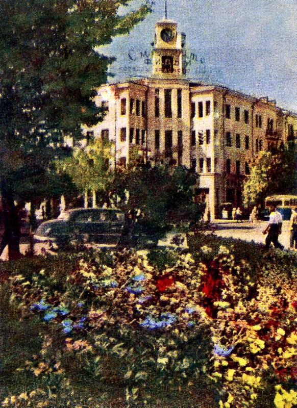 Краснодар. Угол улиц Красной и Мира. Краснодар. Угол улиц Красной и Мира.