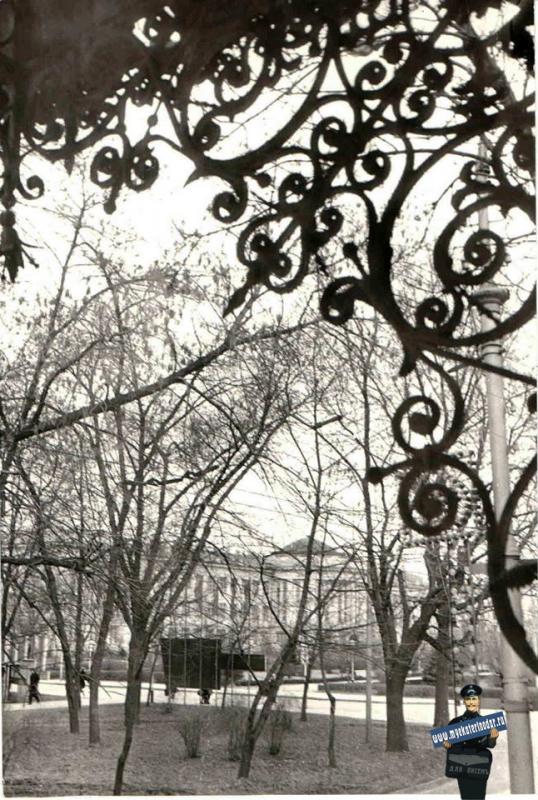 Краснодар. Вид на Политехнический институт, 1974 год Краснодар. Вид на Политехнический институт, 1974 год